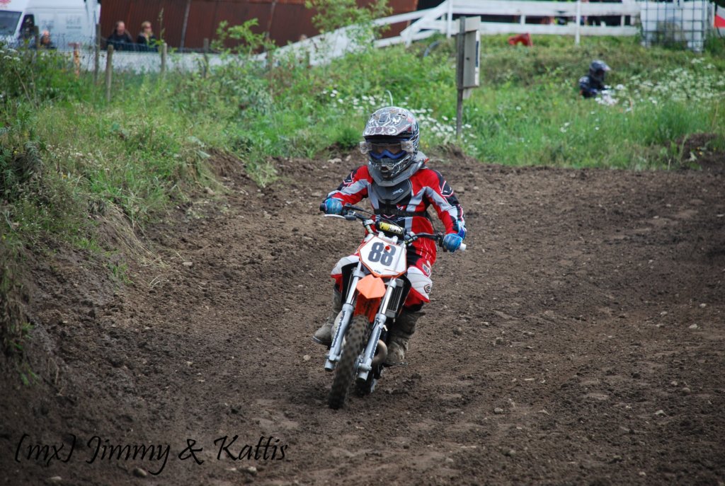 mxsydduveke20100620130.jpg