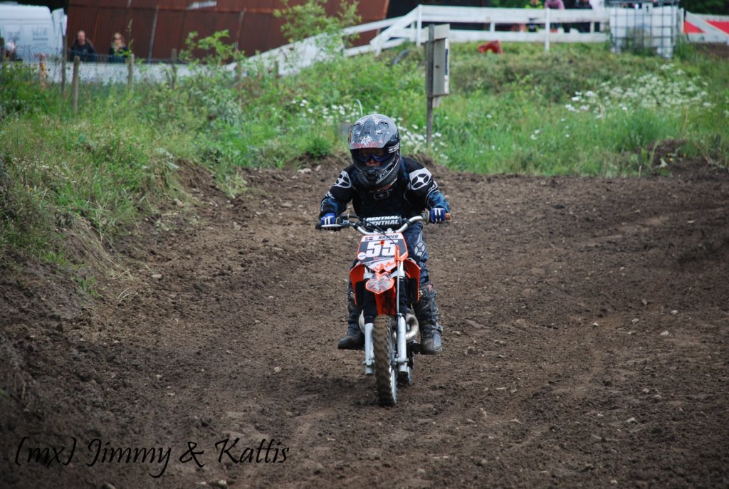 mxsydduveke20100620135.jpg