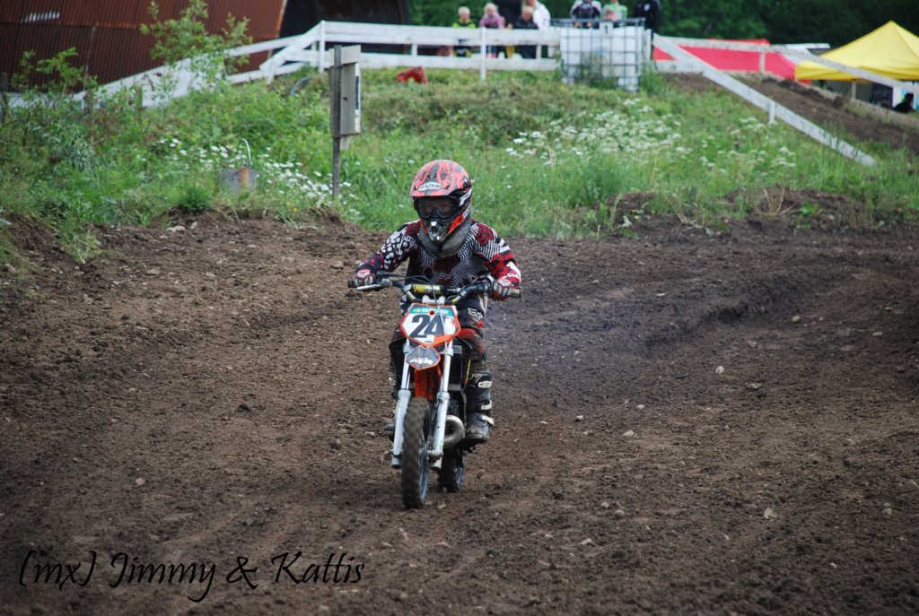 mxsydduveke20100620139.jpg