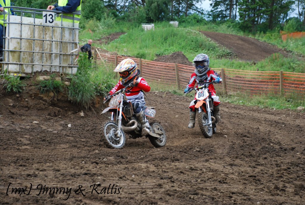 mxsydduveke20100620171.jpg