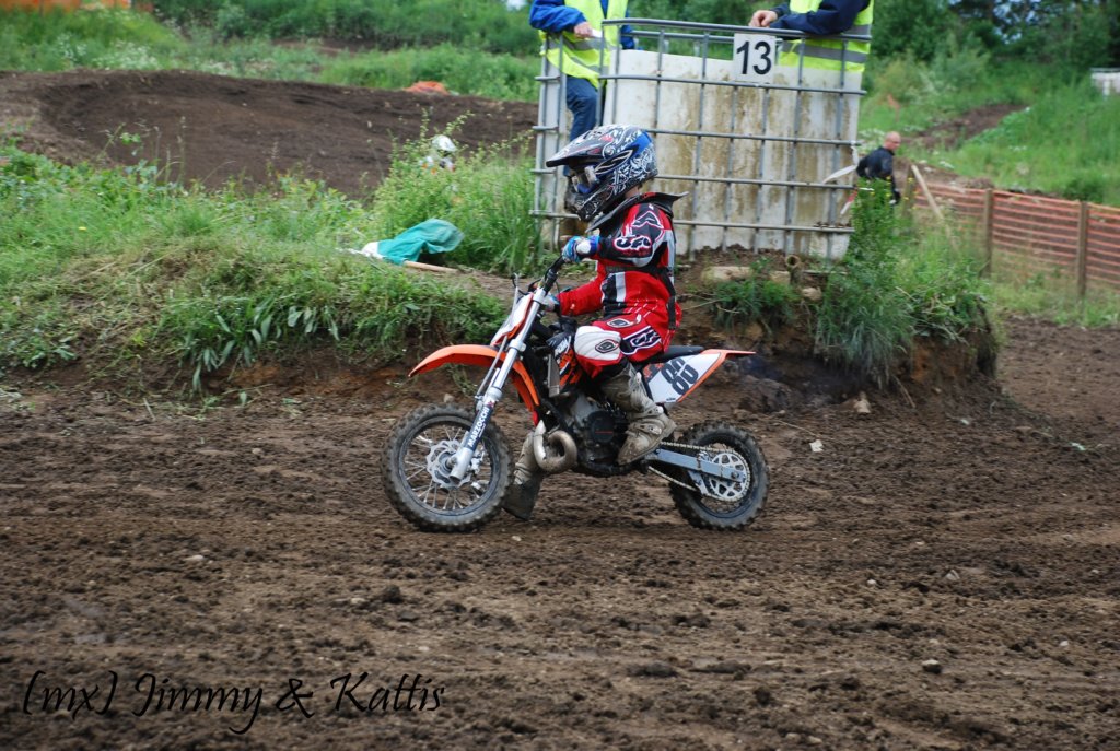 mxsydduveke20100620172.jpg