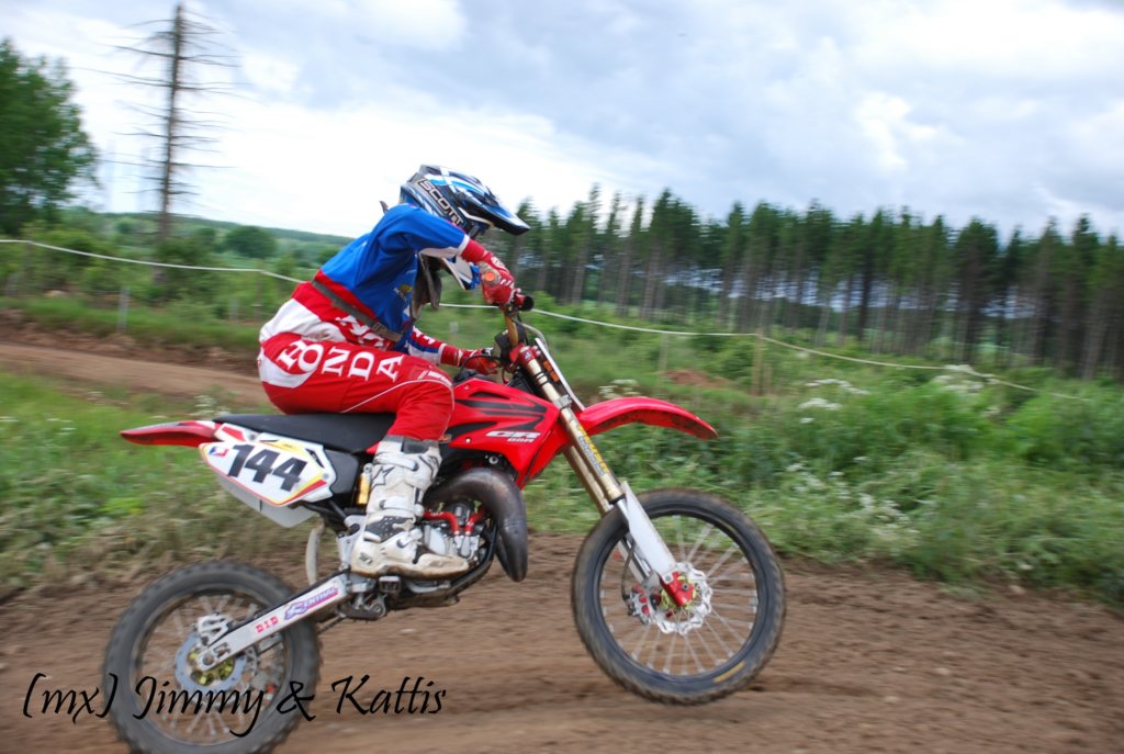 mxsydduveke20100620742.jpg