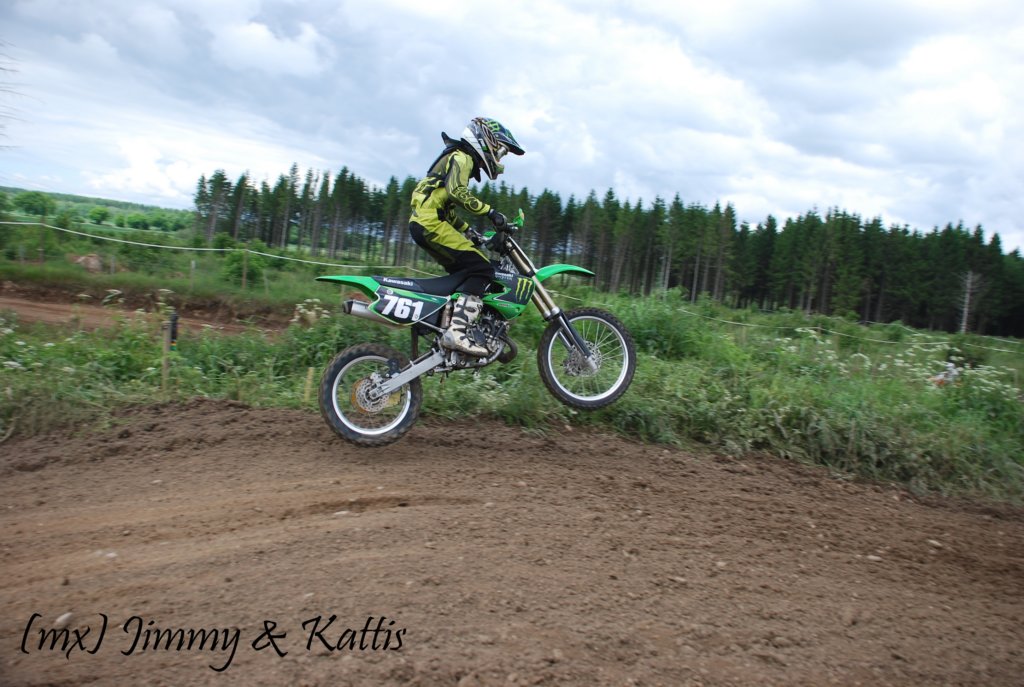 mxsydduveke20100620777.jpg