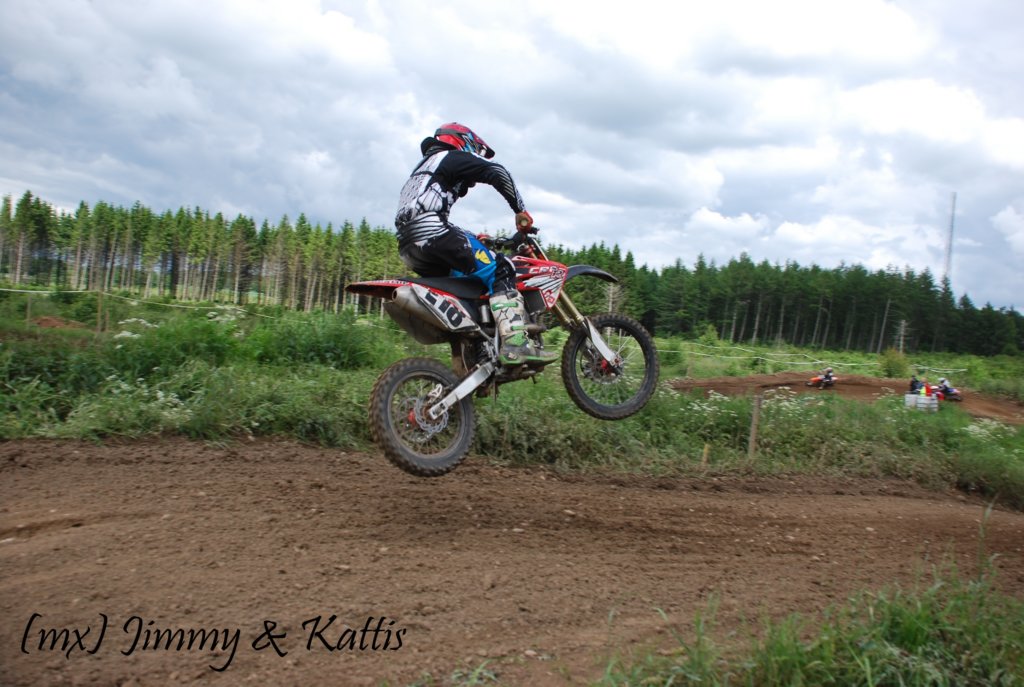 mxsydduveke20100620822.jpg