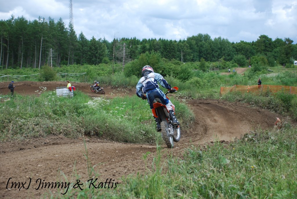 mxsydduveke20100620912.jpg