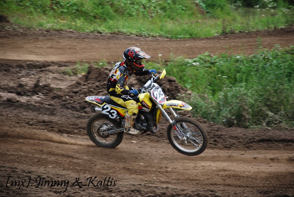 mxsydduveke20100620917.jpg
