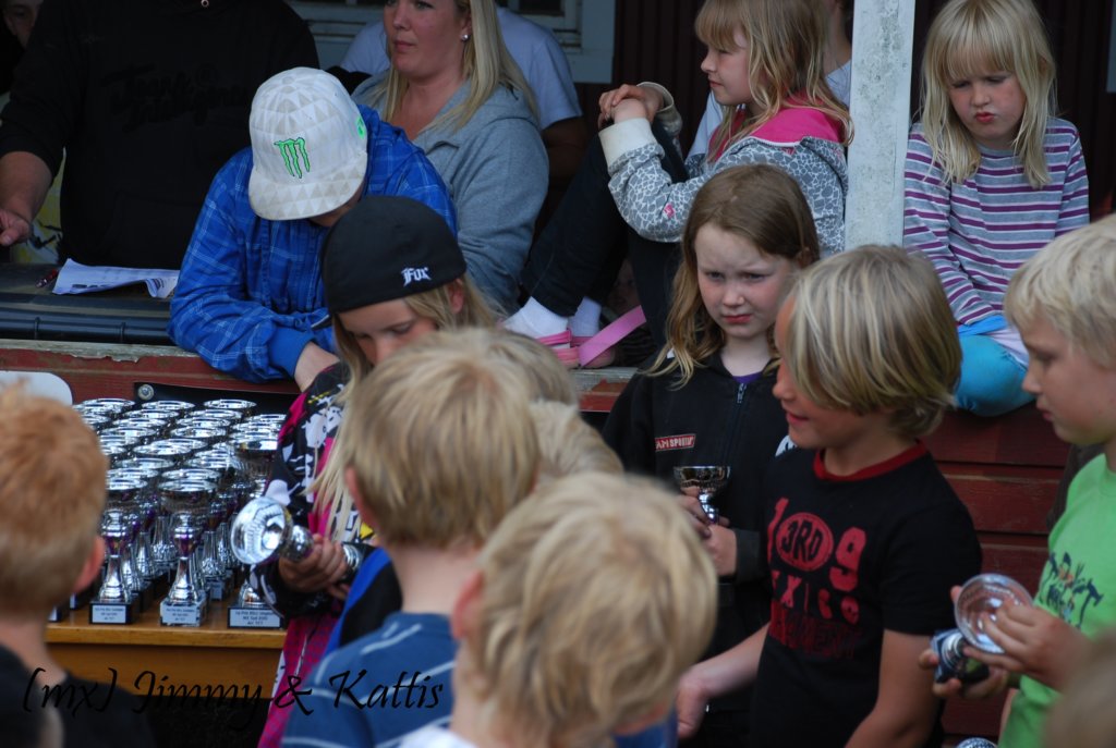 mxsydduveke201006201040.jpg