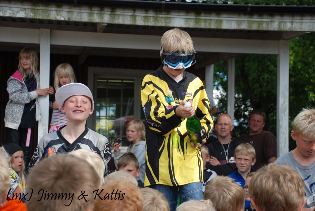 mxsydduveke201006201073.jpg
