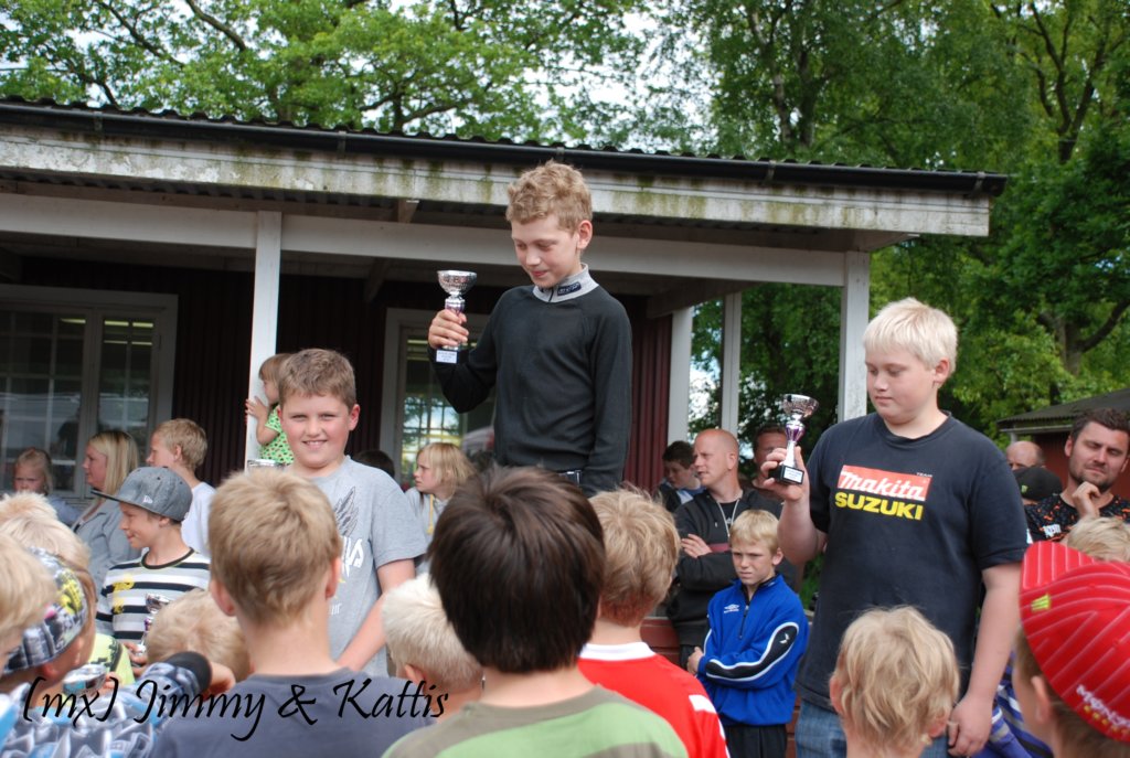 mxsydduveke201006201093.jpg