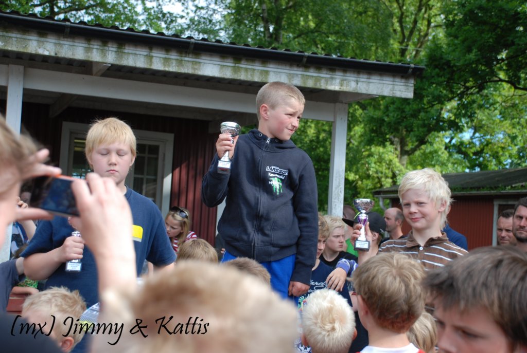 mxsydduveke201006201099.jpg