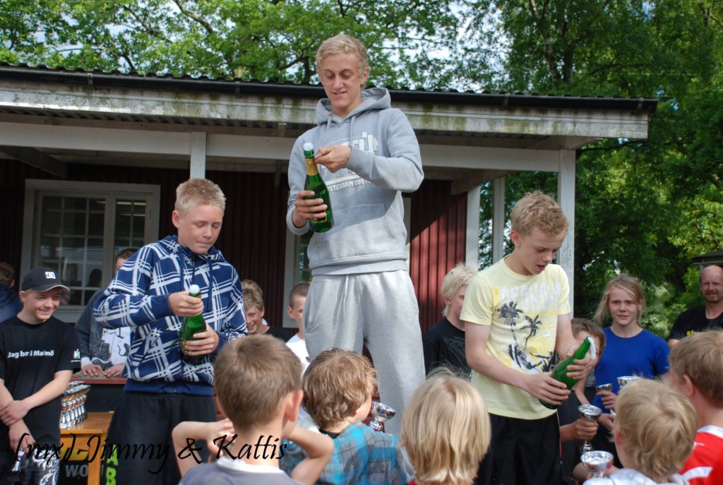 mxsydduveke201006201142.jpg